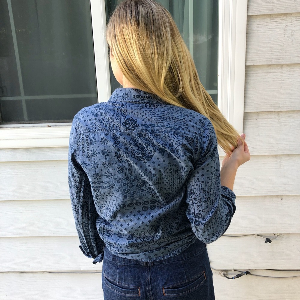 Blue button down blouse - Picture 3 of 5